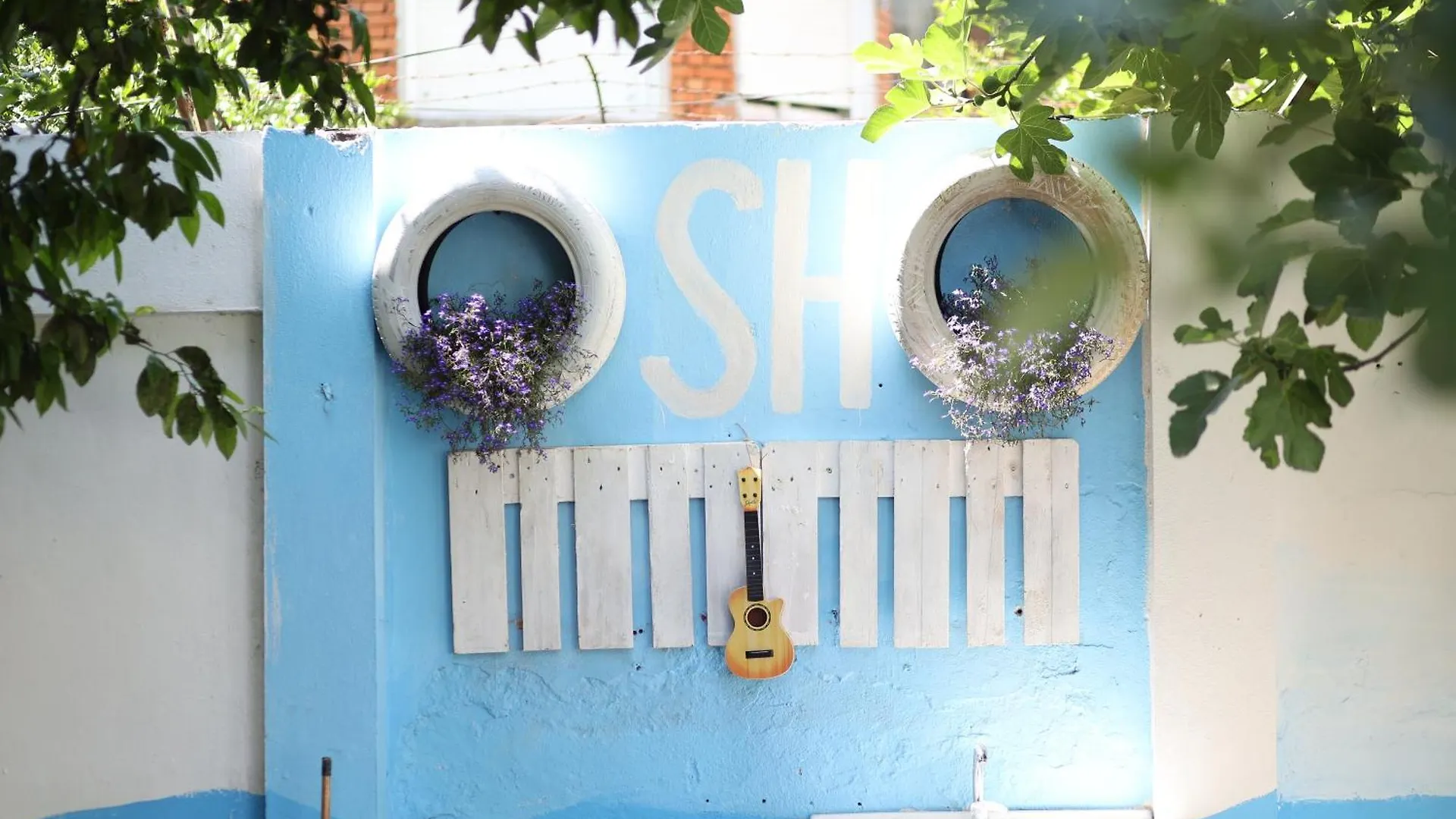 Hostel Osho Tirana 0*,