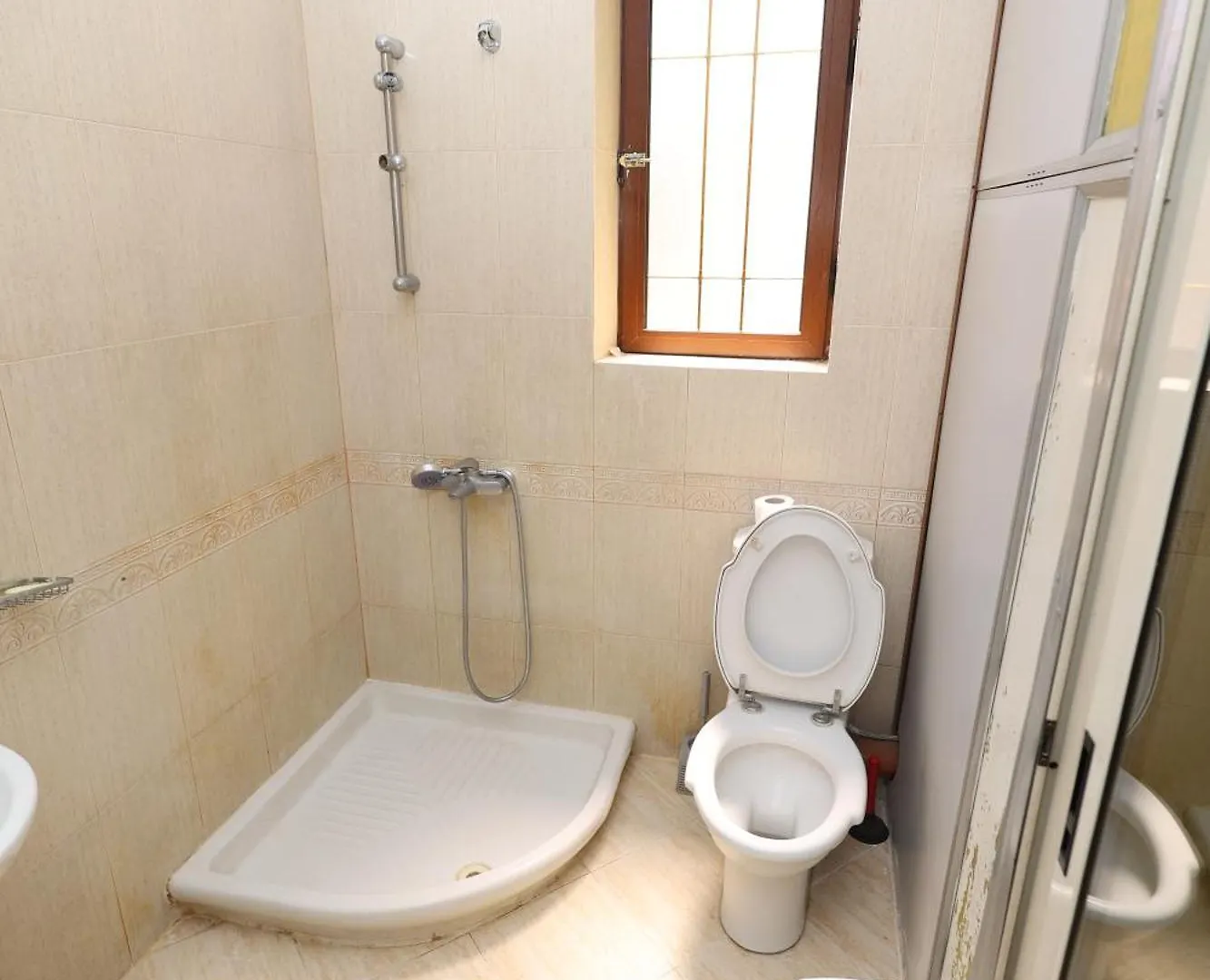 Hostel Osho Tirana Albania